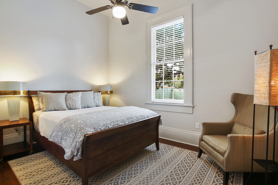 Sweeney Restoration work on 01-Valence St 4